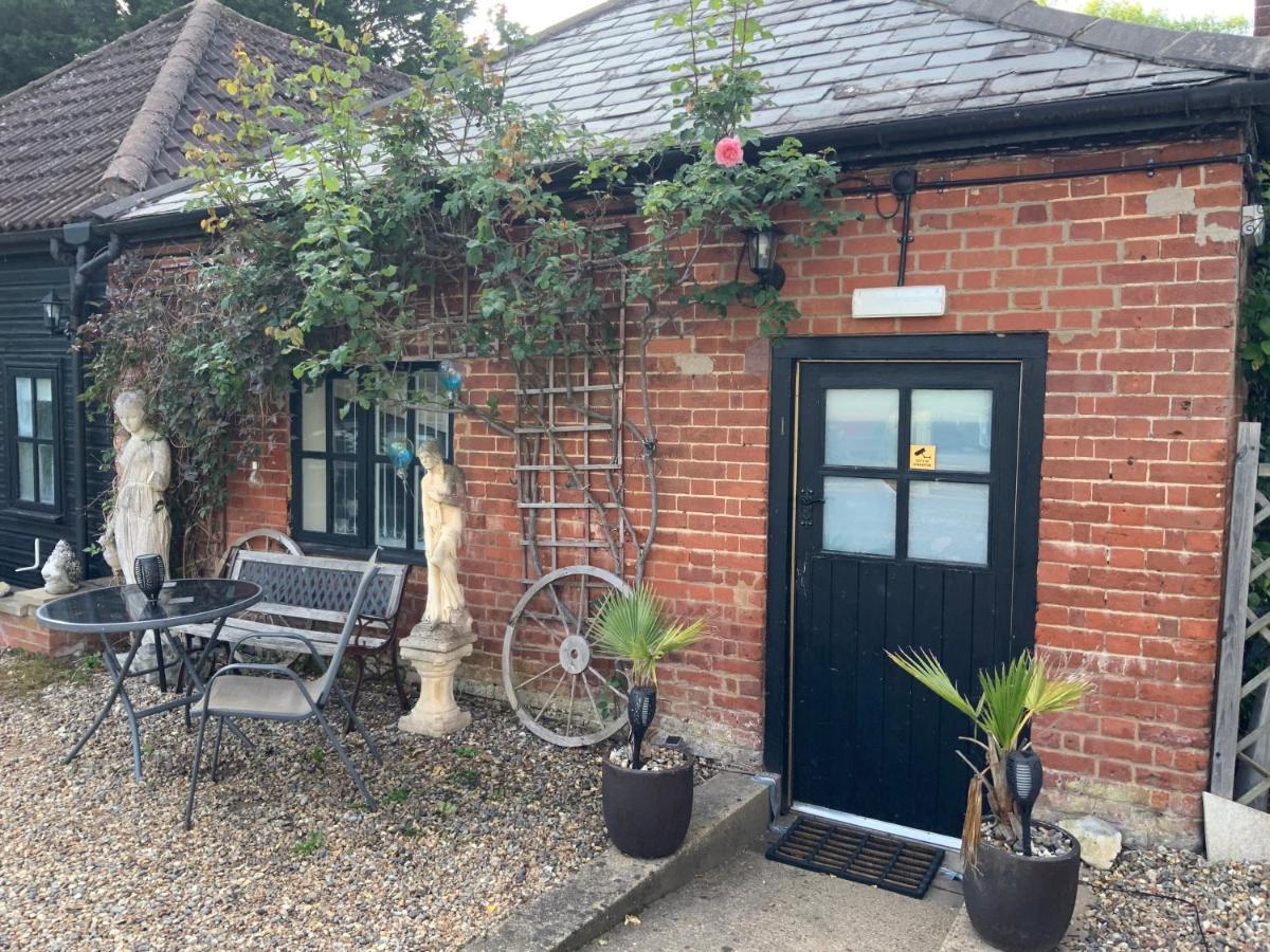 The Oak Rooms Coltishall Exterior photo